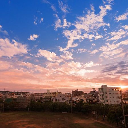 Kariyushi Condominium Resort Chatan ARAHA SUNSET Bagian luar foto